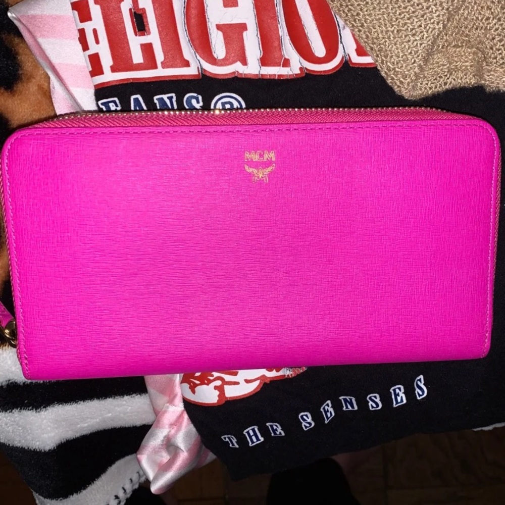 MCM wallet